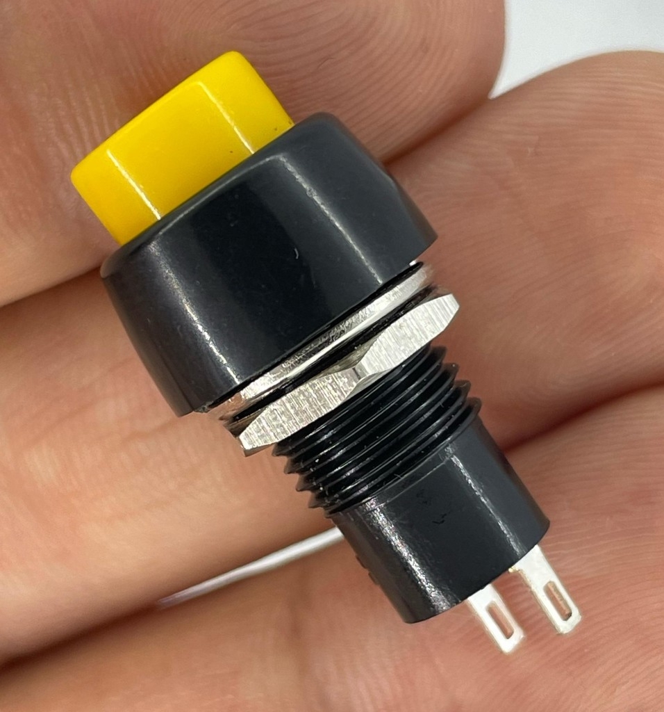 Buton%20Plastik%20(PBS20A)%20Anahtarlı%20Ø10mm%20Sarı