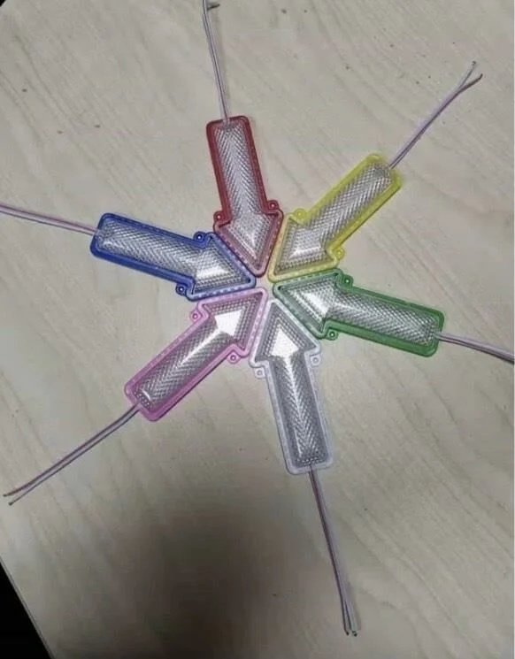 12%20Volt%20Ok%20Yönlü%20Led%20Modül%20Beyaz%203%20Adet